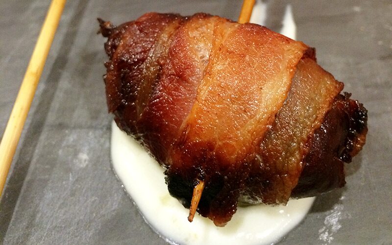 bacan-wrapped-dates