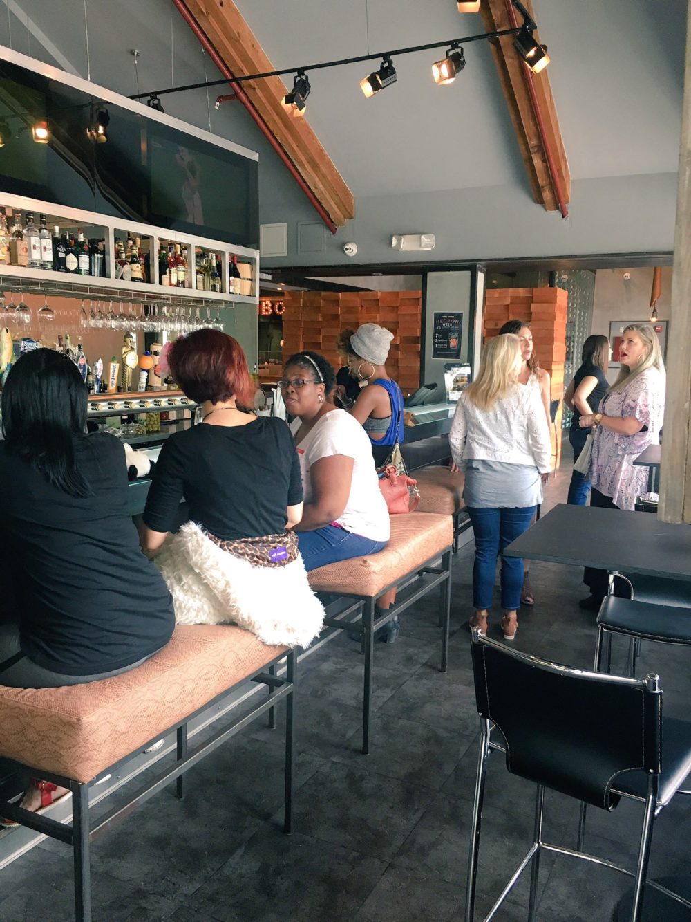 Ft-Lauderdale-Bloggers-June-Meetup.jpg