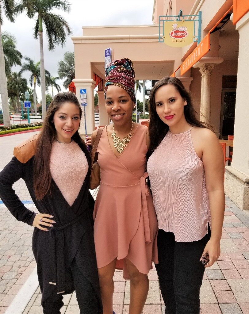 Fashion and fitness bloggers at the February meetup in Boca Raton.
