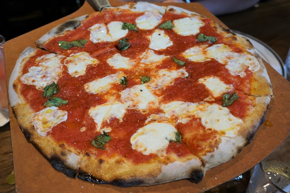 Matchbox hosts Ft Lauderdale bloggers meetup. Yum!