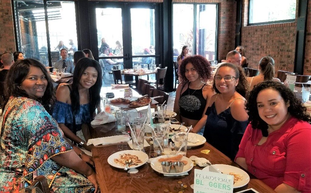 Ft Lauderdale and Palm Beach bloggers meetup on how to work with brands.