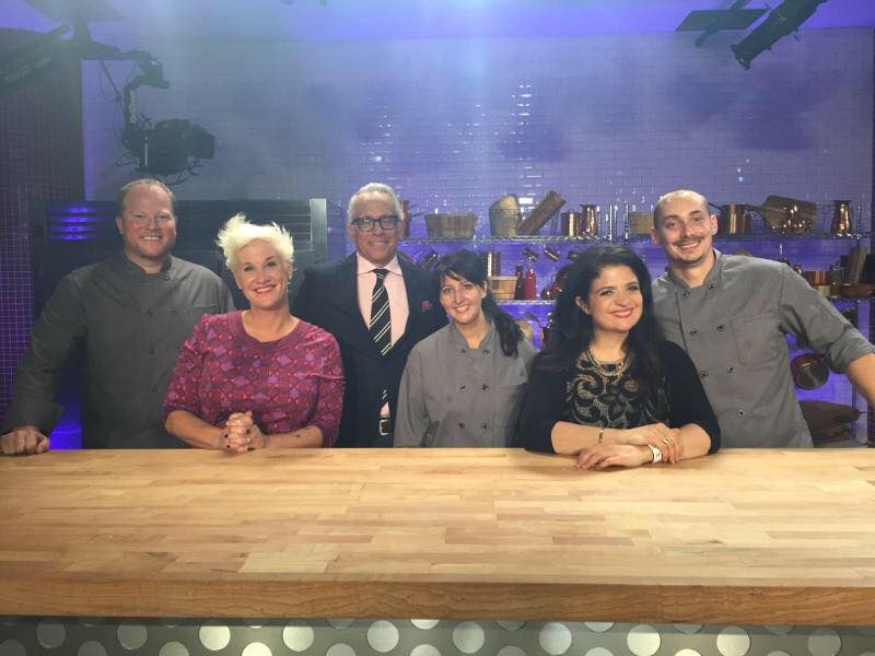 Dawn Viola cooks vs cons winner on Food Network Orlando Bloggers Speaker The Blogger Union