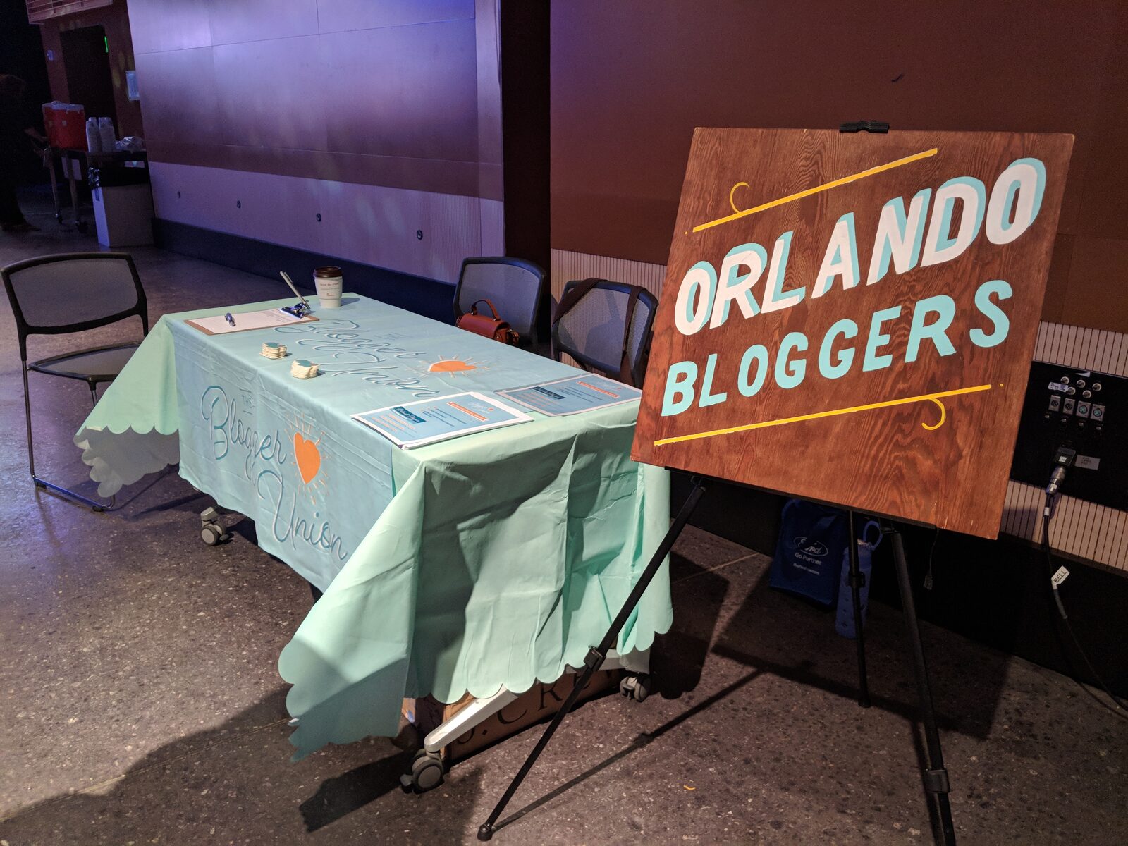 Orlando Bloggers Table at Florida Blog Con
