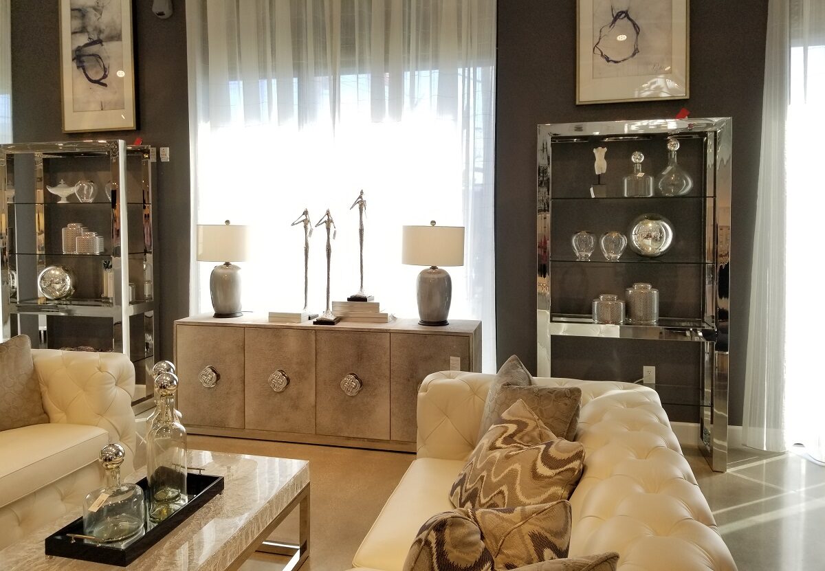Ft Lauderdale Bloggers meet at Robb and Stucky Furniture and Interiors in Boca Raton, Florida